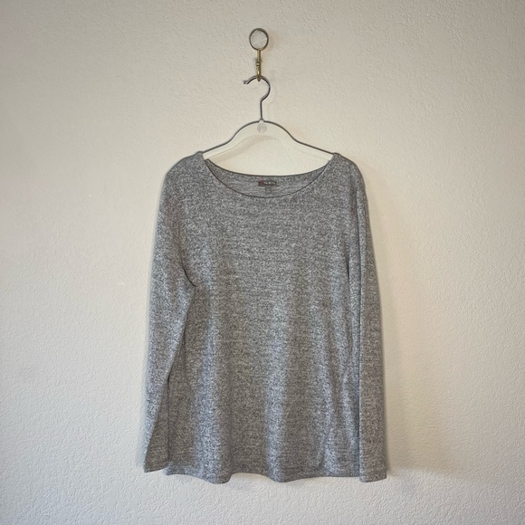 Talbots Heather Gray Scoop Neck Long Sleeve Athletic Women's Top SzLp - Picture 1 of 6
